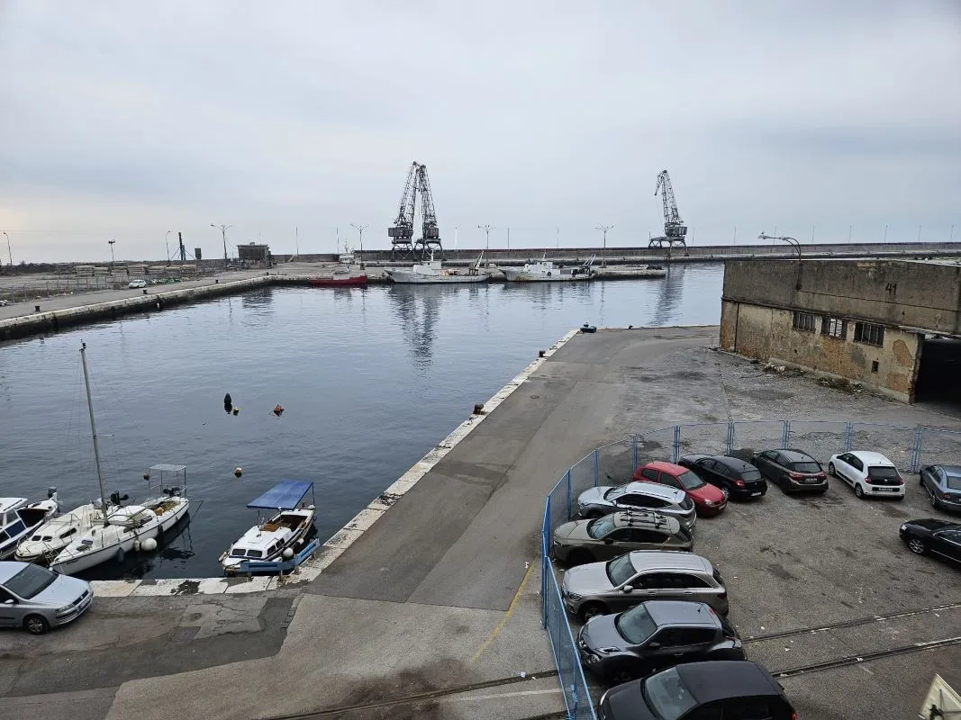 ekskluzivna prilika: budućnost porto baroša -stan u srcu rijeke 127 m² - slika 10