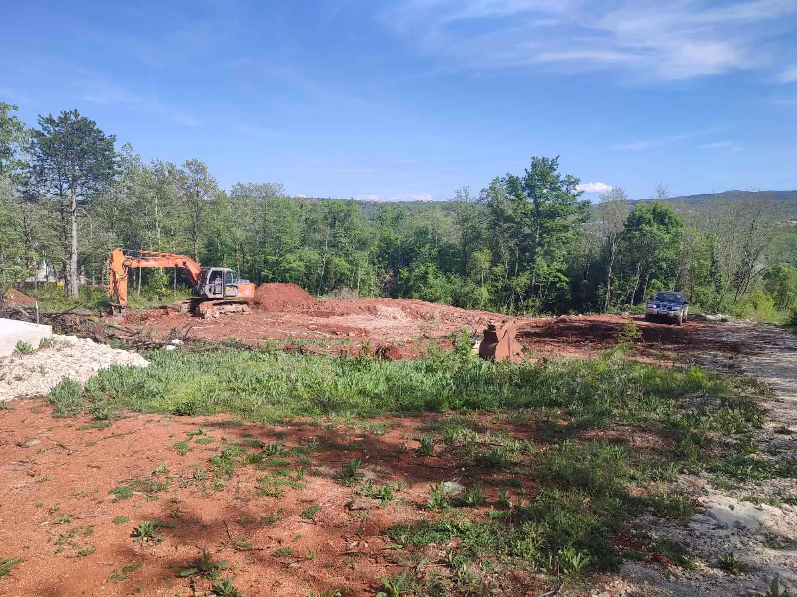građevinski teren s projektom obiteljske kuće s bazenom, 541m2, raša - slika 2