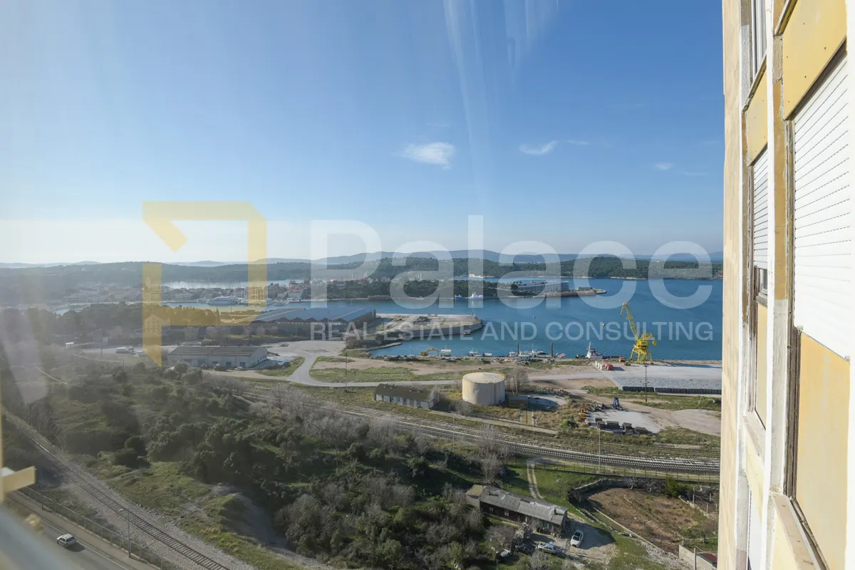 prekrasan namješten dvosoban stan s pogledom na more, šibenik 51,22 m2 - slika 5