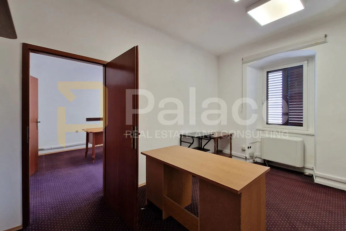 prvi kat poslovne zgrade za zakup – strogi centar rijeke, 98m² - slika 2