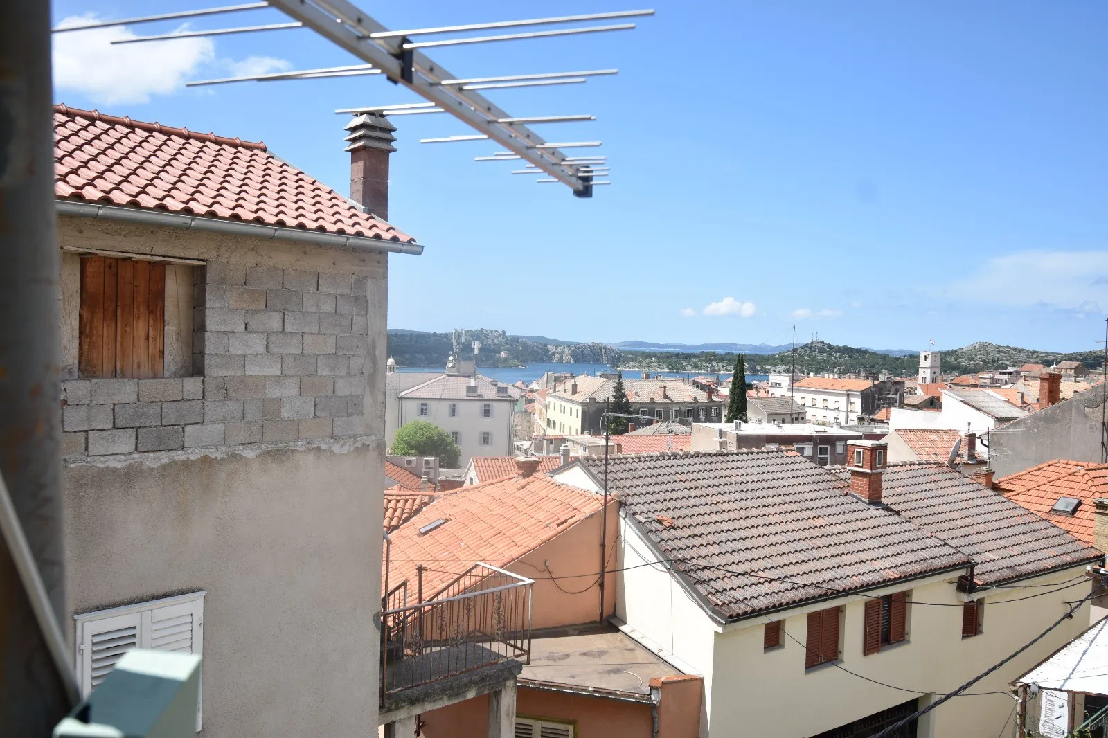 višestoljetna kamena kuća za renovaciju s dvorištem: šibenik, 145 m2 - slika 12