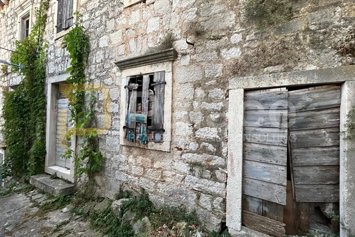 kamena kuća za renovaciju nadomak mora na zlarinu - slika 3
