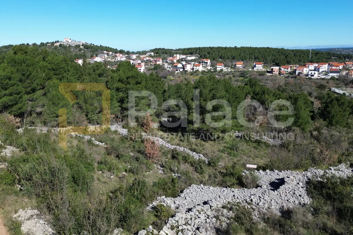 bilice: građevinsko zemljište gospodarske namjene 1442m2 - slika 4