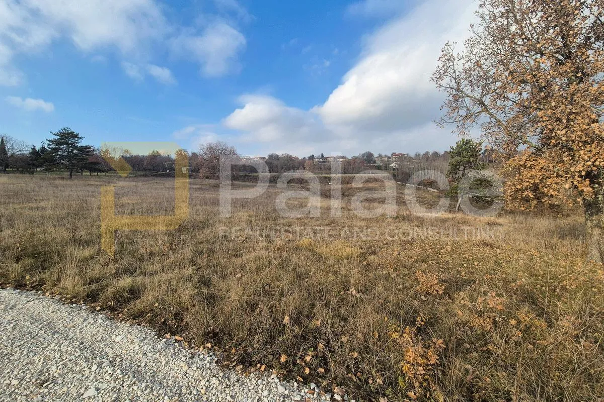 atraktivno građevinsko zemljište 1059 m² u mirnom tinjanu - slika 9