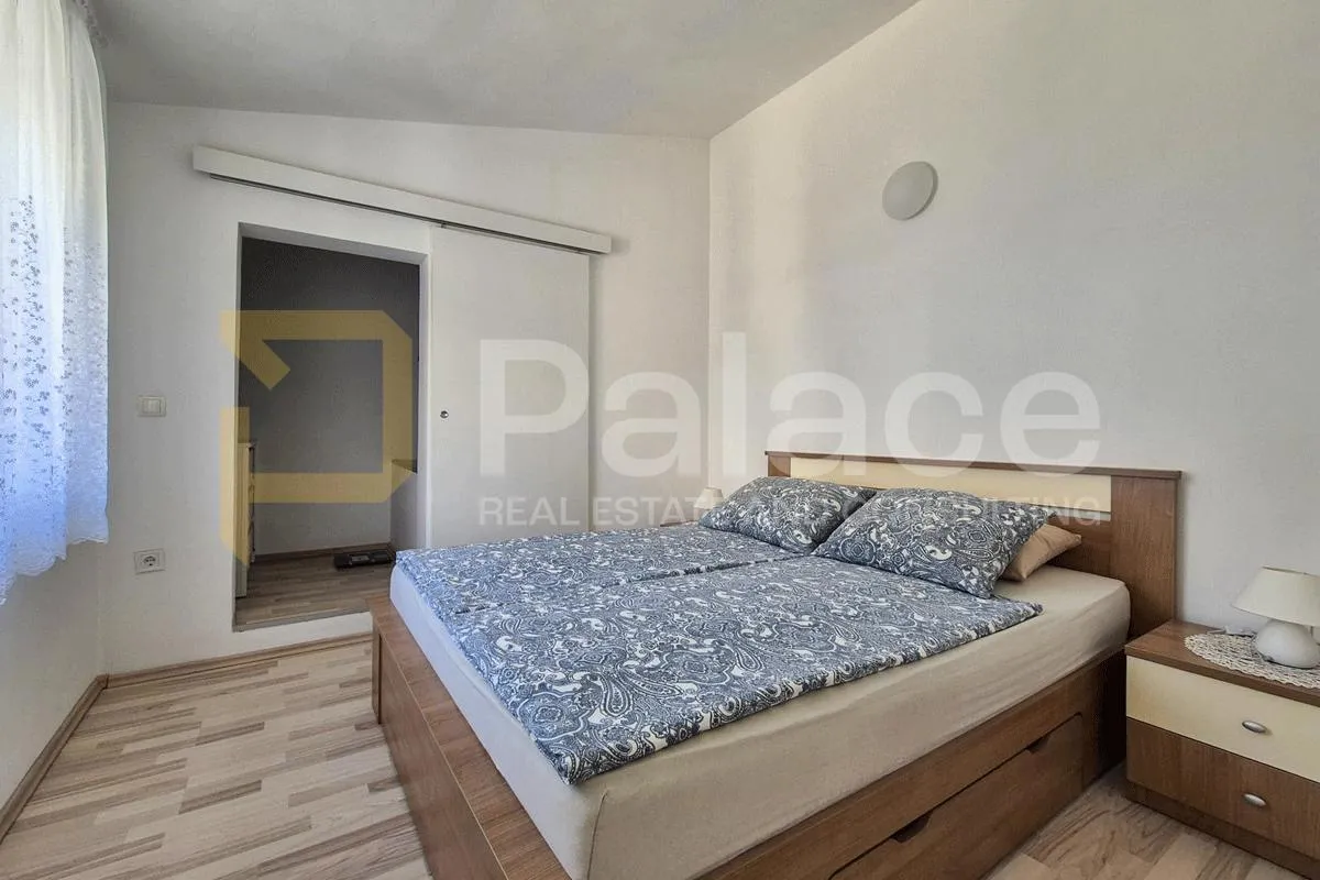 stan s pogledom na more u šibenskoj varoši, useljiv odmah, 59 m2 - slika 12