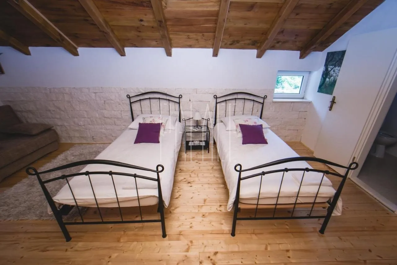 apartmanska kuća na prekrasnom imanju sa bazenom: bogdanovići - slika 14