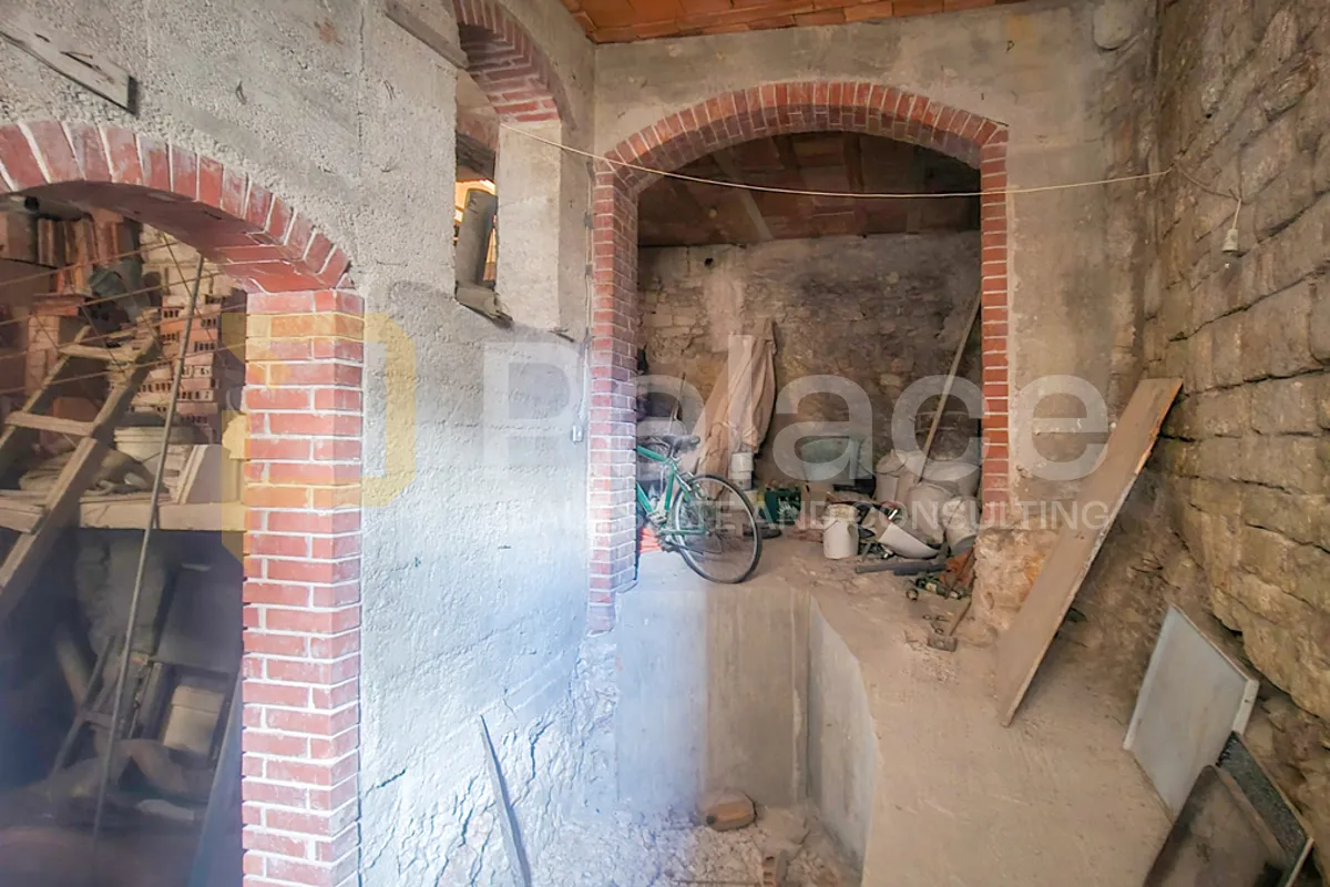 kamena kuća na 3 etaže u srcu staroga šibenika, kulturno dobro, 150 m2 - slika 13