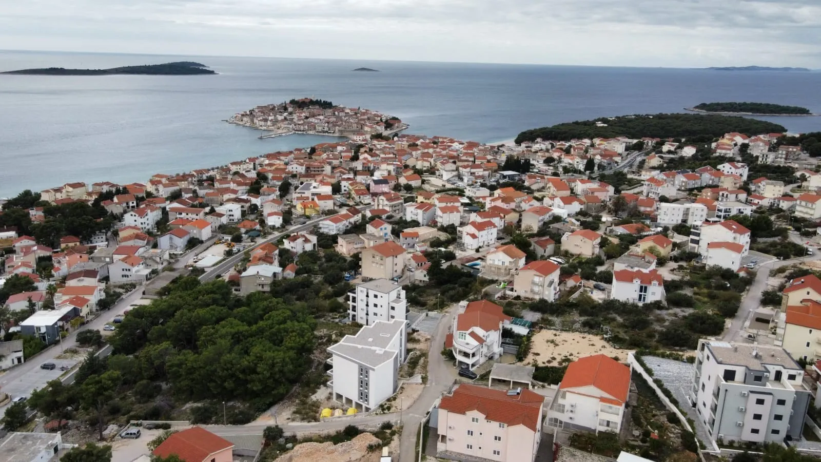Investicijsko građevinsko zemljište, Primošten, 2550 m2