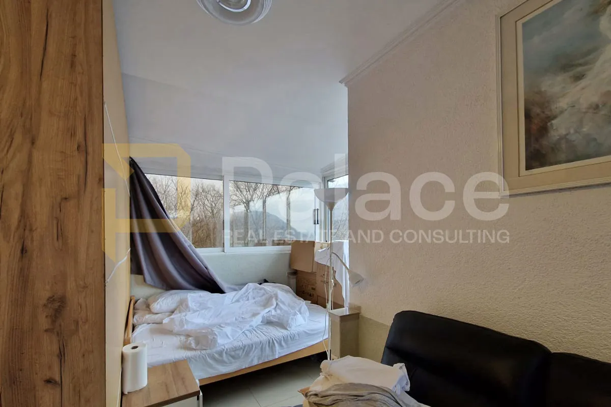 kuća s tri stana i velikom krovnom terasom - sveti kuzam, 181,08 m² - slika 20