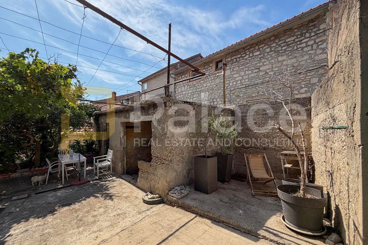 manja kamena kuća na odličnoj turističkoj lokaciji, 50 m2 - šibenik - slika 8