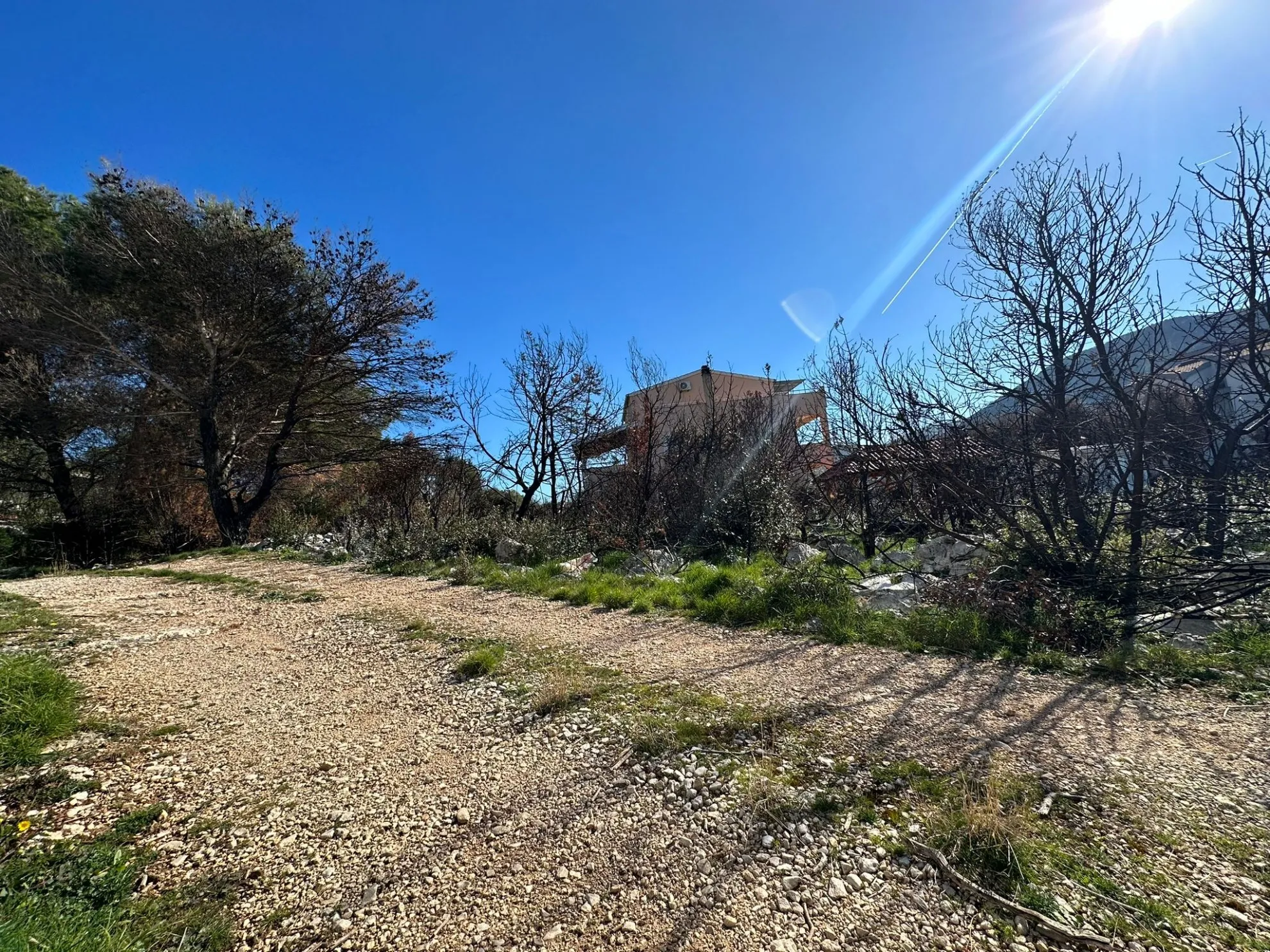 atraktivno građevinsko zemljište blizu mora, grebaštica, 700 m2 - slika 2