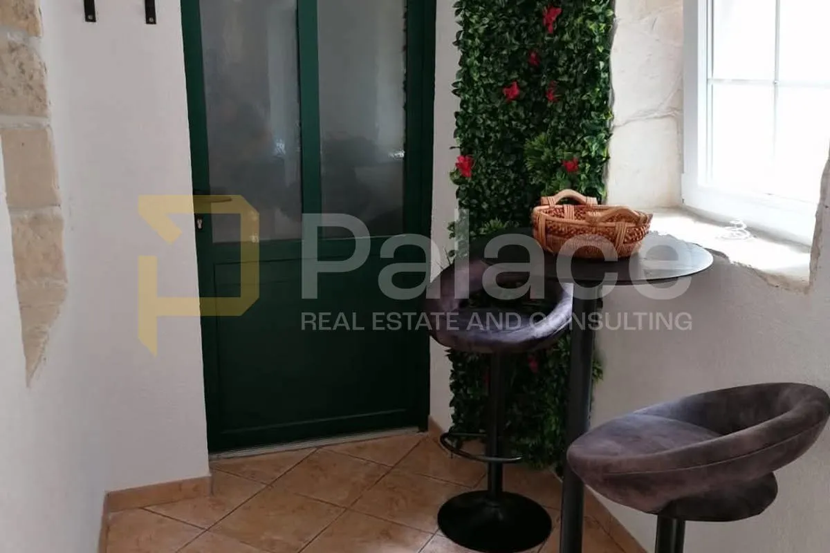 kamenita kuća s panoramskom terasom, dva apartmana – privlaka - slika 11