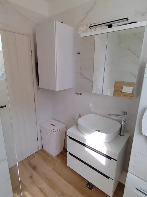 moderna novoizgrađena kuća, kaštel štafilić - slika 11