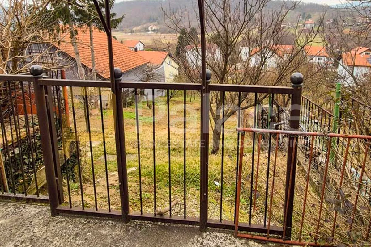 vikendica za renovaciju sa papirima i priključcima podsljeme-granešina - slika 9
