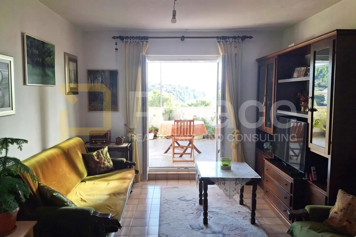 trosoban stan s pogledom na more, 95m2 + 31m2 terasa, dugi rat - slika 3