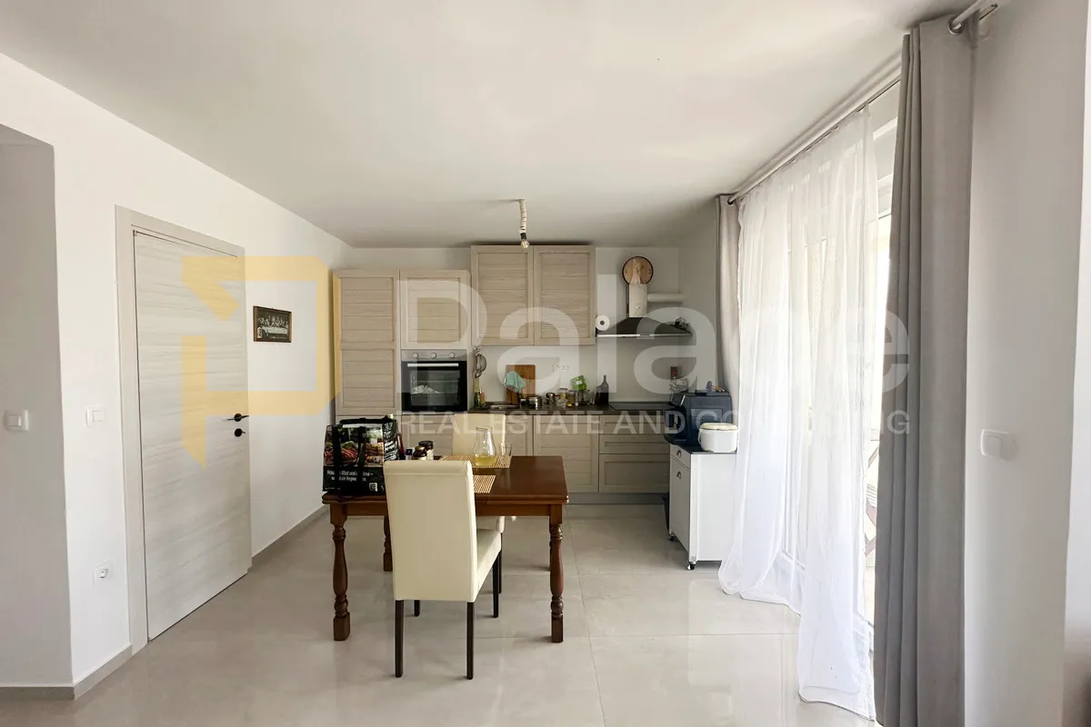 kuća s 2 stana i studio apartmanom, odlična prilika - šišan - slika 29