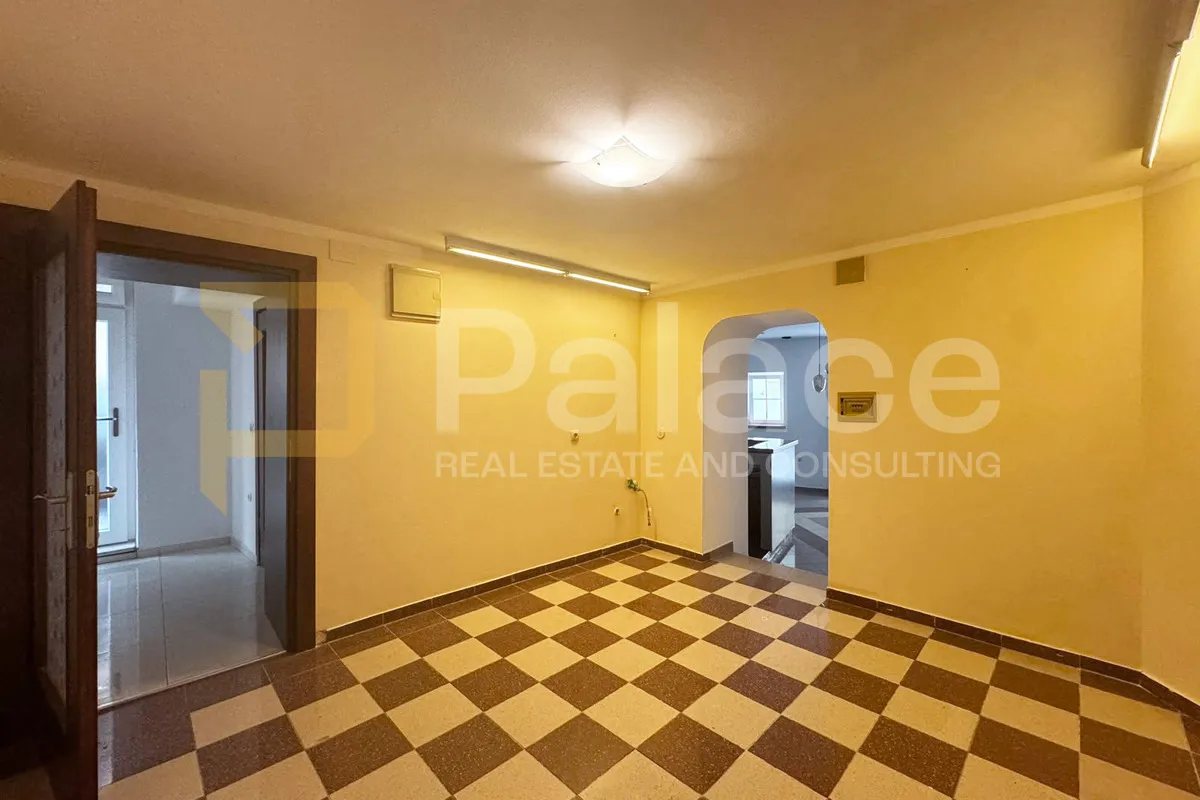 poslovni prostor 50m2 - šibenik - slika 6
