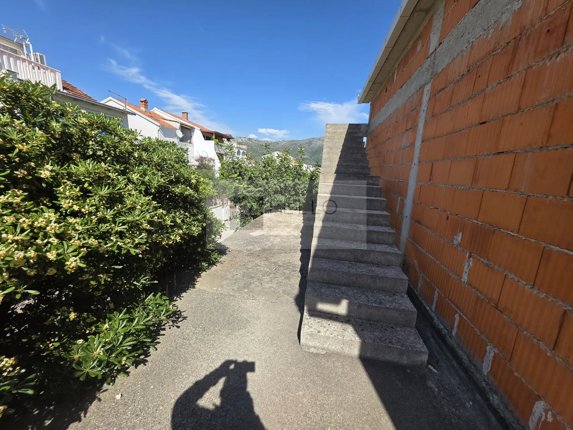orebić kuća 235 m2 -500 m od mora - 3 etaže - slika 18