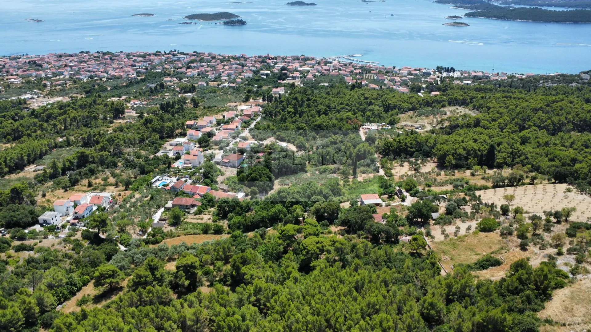 kapetansko imanje u orebiću(građevinsko zemljište + 2 kuće) - slika 2