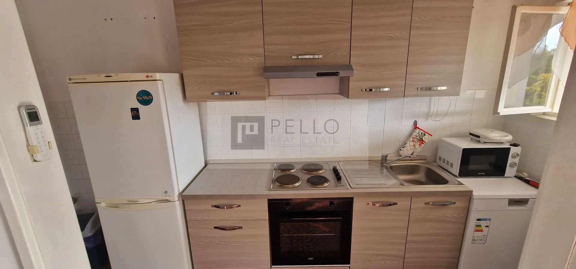 trosobni stan 156,69 m² s pogledom na more – orebić(samo 3min hoda od mora) - slika 19