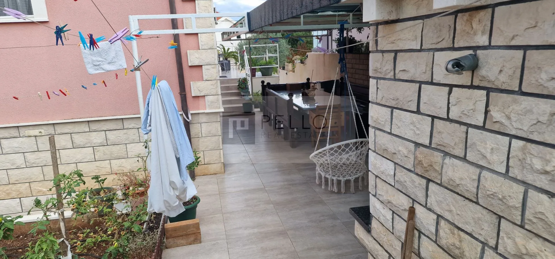 kuća s pogledom na more i otočić badiju 30 m od plaže(moguća etažna kupnja) - slika 15