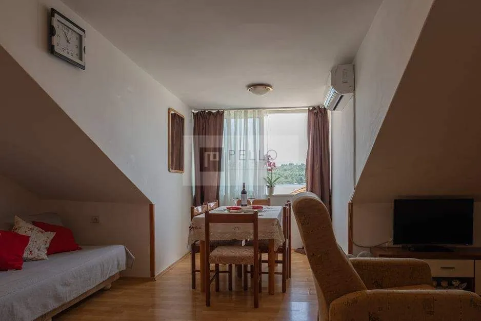 kuća s pogledom na more i otočić badiju 30 m od plaže(moguća etažna kupnja) - slika 28
