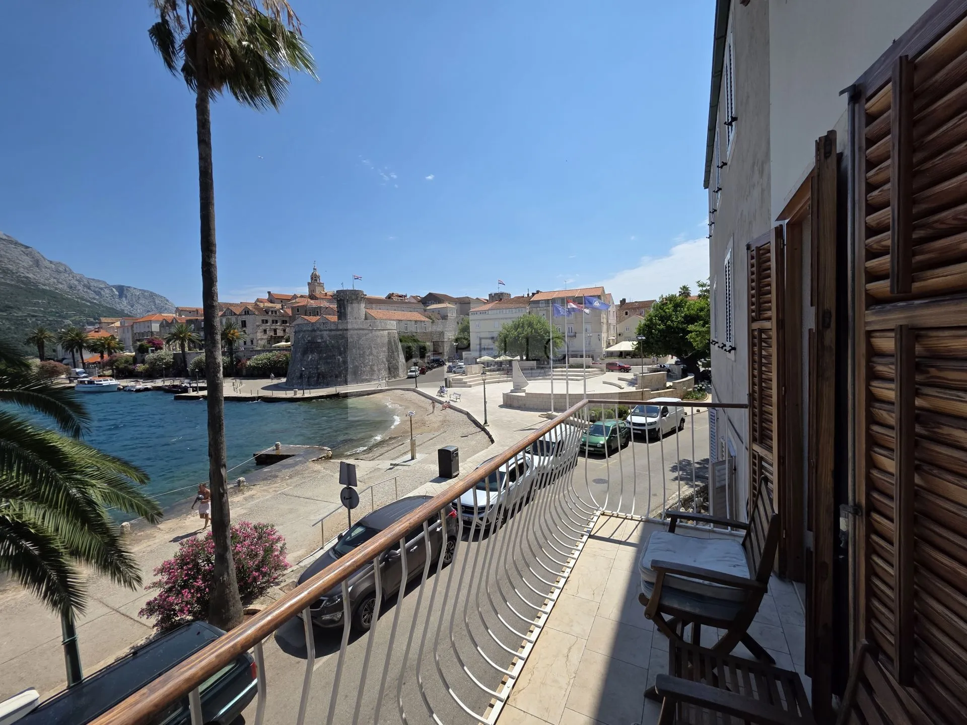 autentična kamena kuća stara 250 godina – potpuno renovirana, prvi red do mora, centar korčule - slika 40