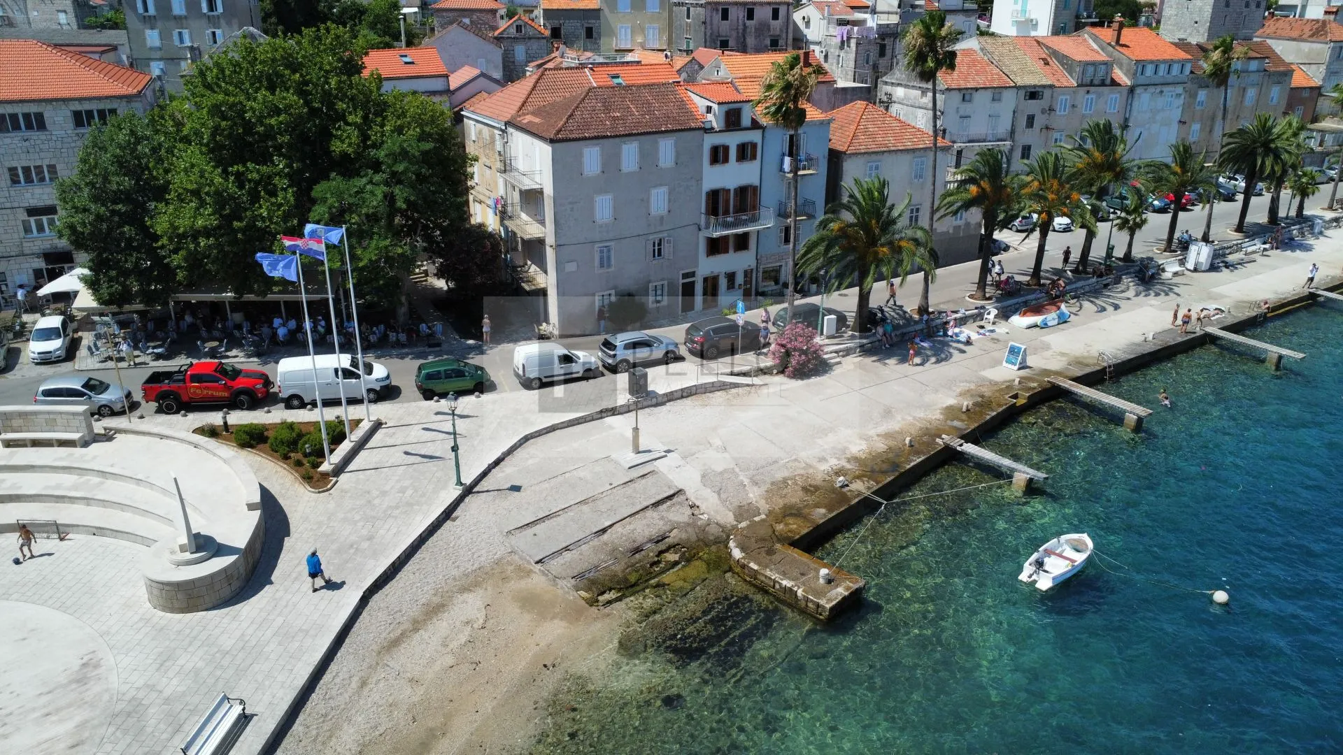 autentična kamena kuća stara 250 godina – potpuno renovirana, prvi red do mora, centar korčule - slika 11