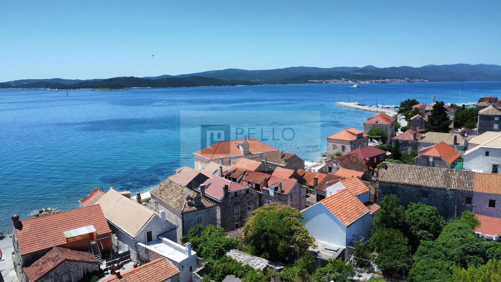 kameni apartman u staroj dalmatinskoj uličici, samo 30 m od mora – orebić - slika 4