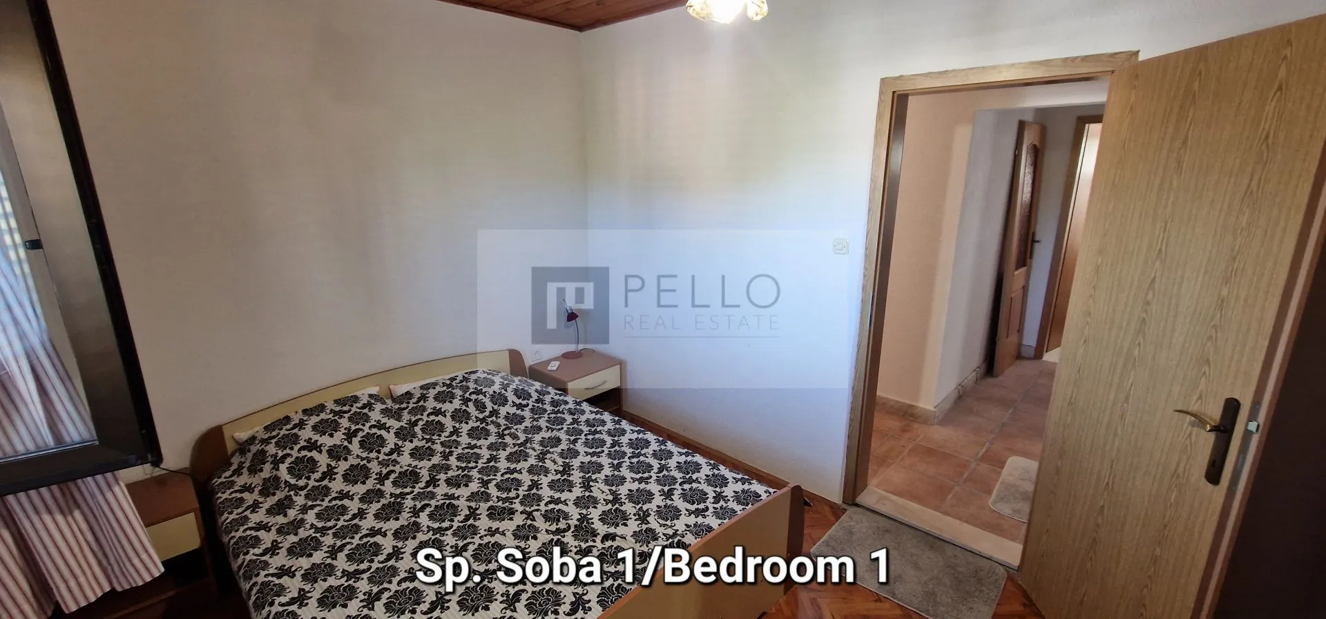 prostrani stan s balkonom i pogledom na more orebić - slika 10