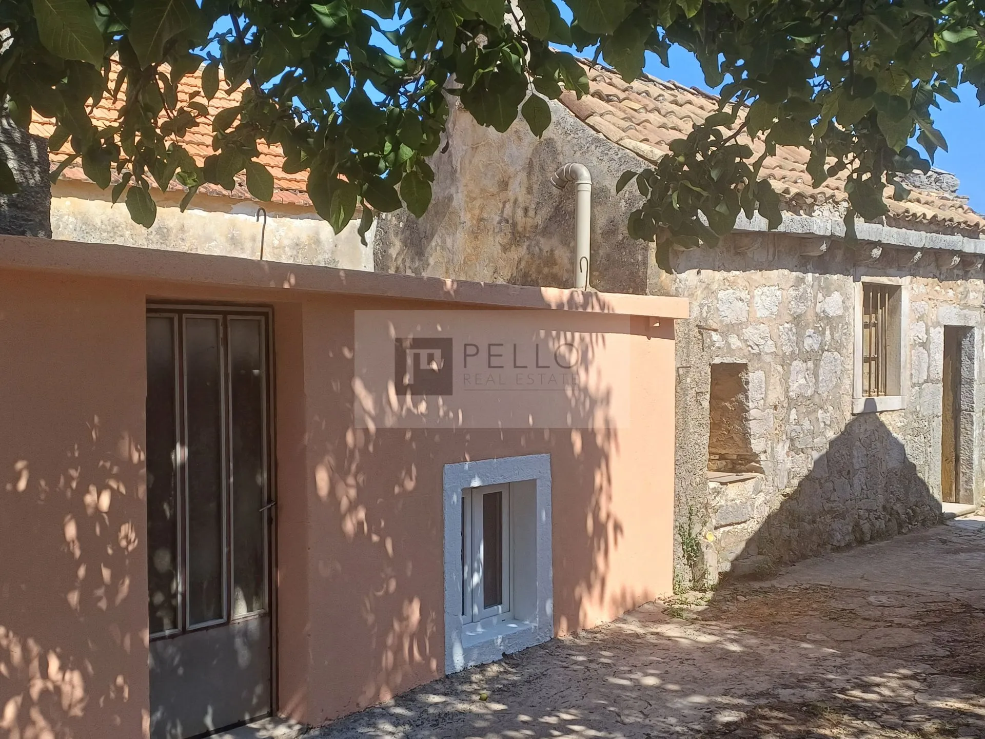 kamena kuća s parkingom i okućnicom(pelješac) - slika 15