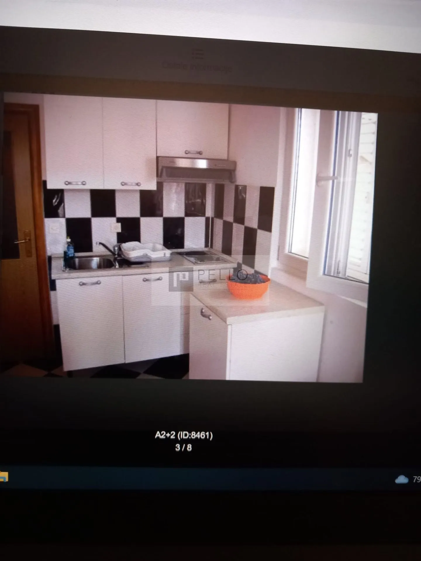 apartmanska kuća s kamenom fasadom - slika 15