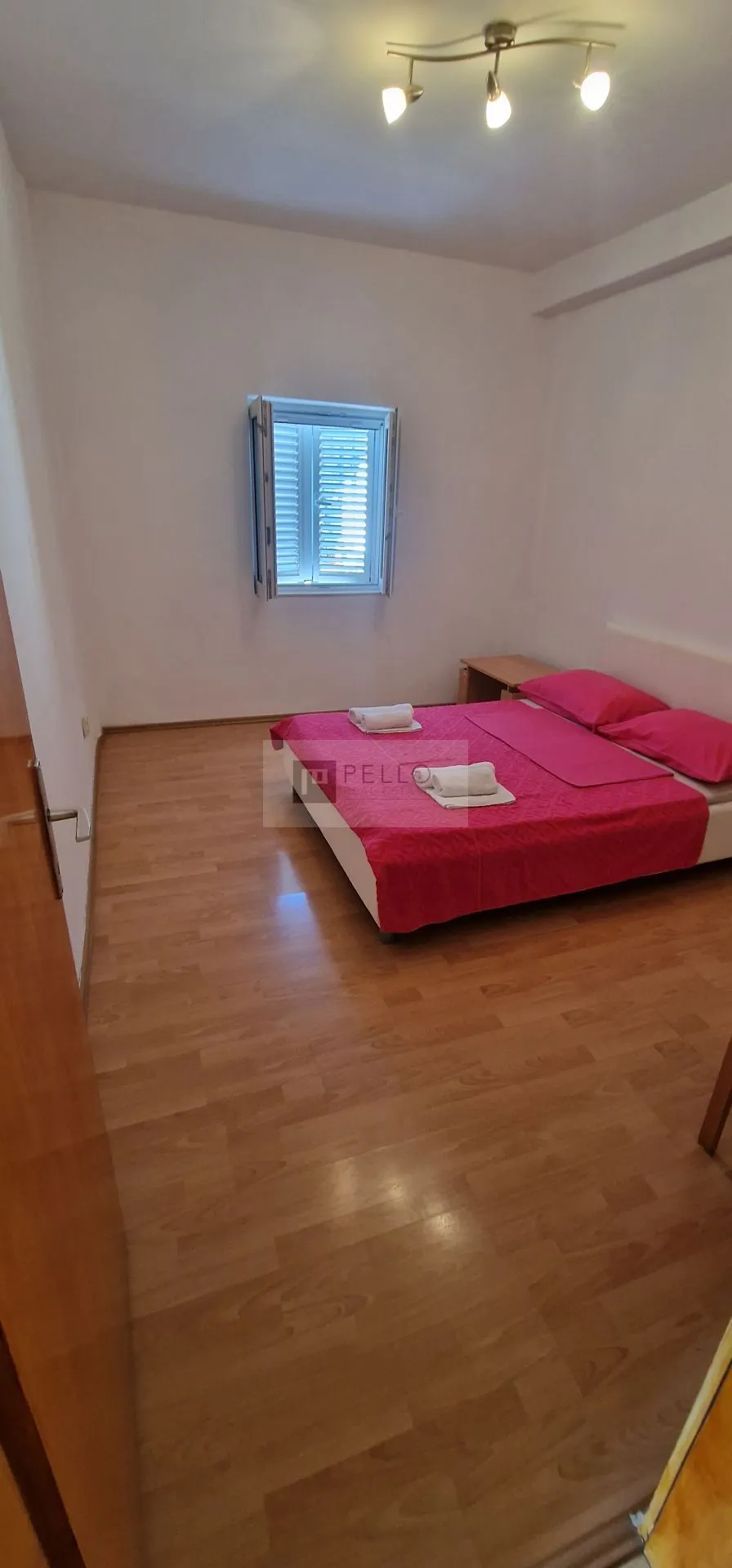 trosobni stan s okućnicom u vignju - slika 14
