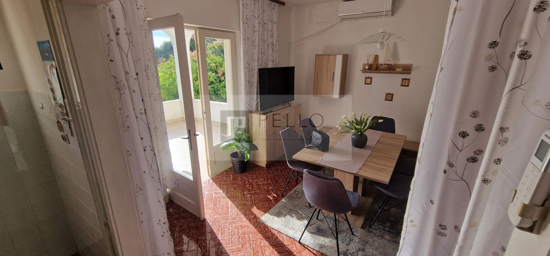 trosobni stan 156,69 m² s pogledom na more – orebić(samo 3min hoda od mora) - slika 17