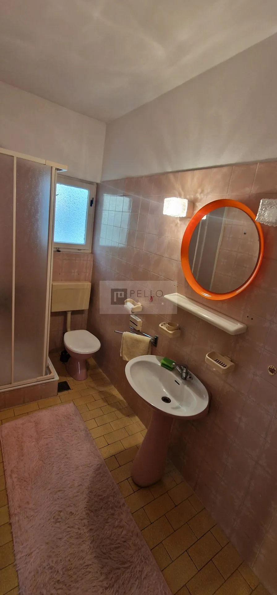 trosobni stan 156,69 m² s pogledom na more – orebić(samo 3min hoda od mora) - slika 27