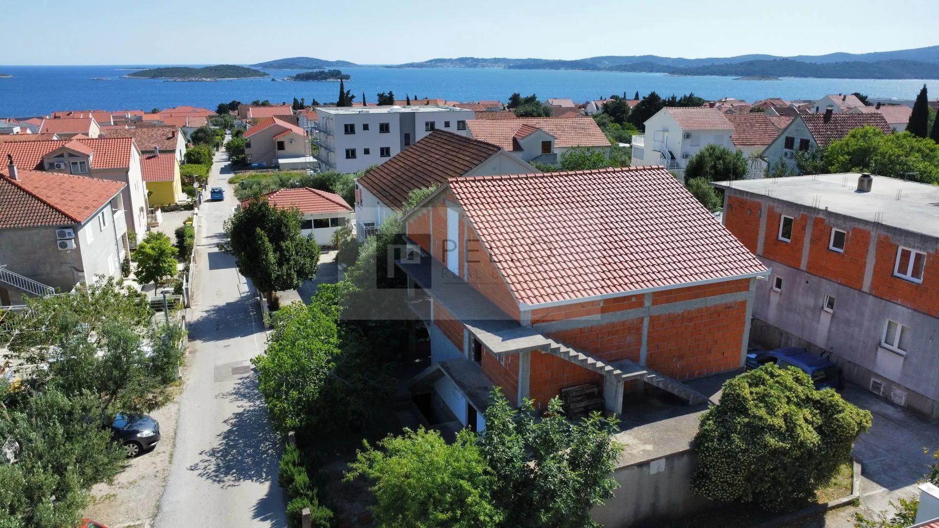 Orebić kuća 235 m2 -500 m od mora - 3 ETAŽE