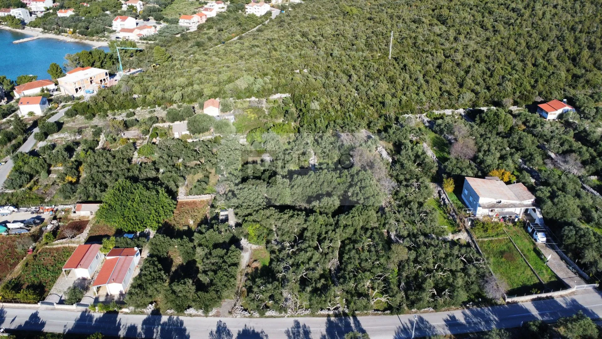 građevinsko zemljište u lovištu(pogled na more) 726 m2 - slika 6