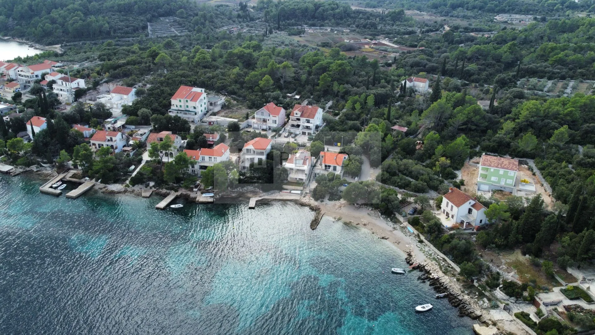 kuća s pogledom na more i badiju u solinama, korčula - slika 11