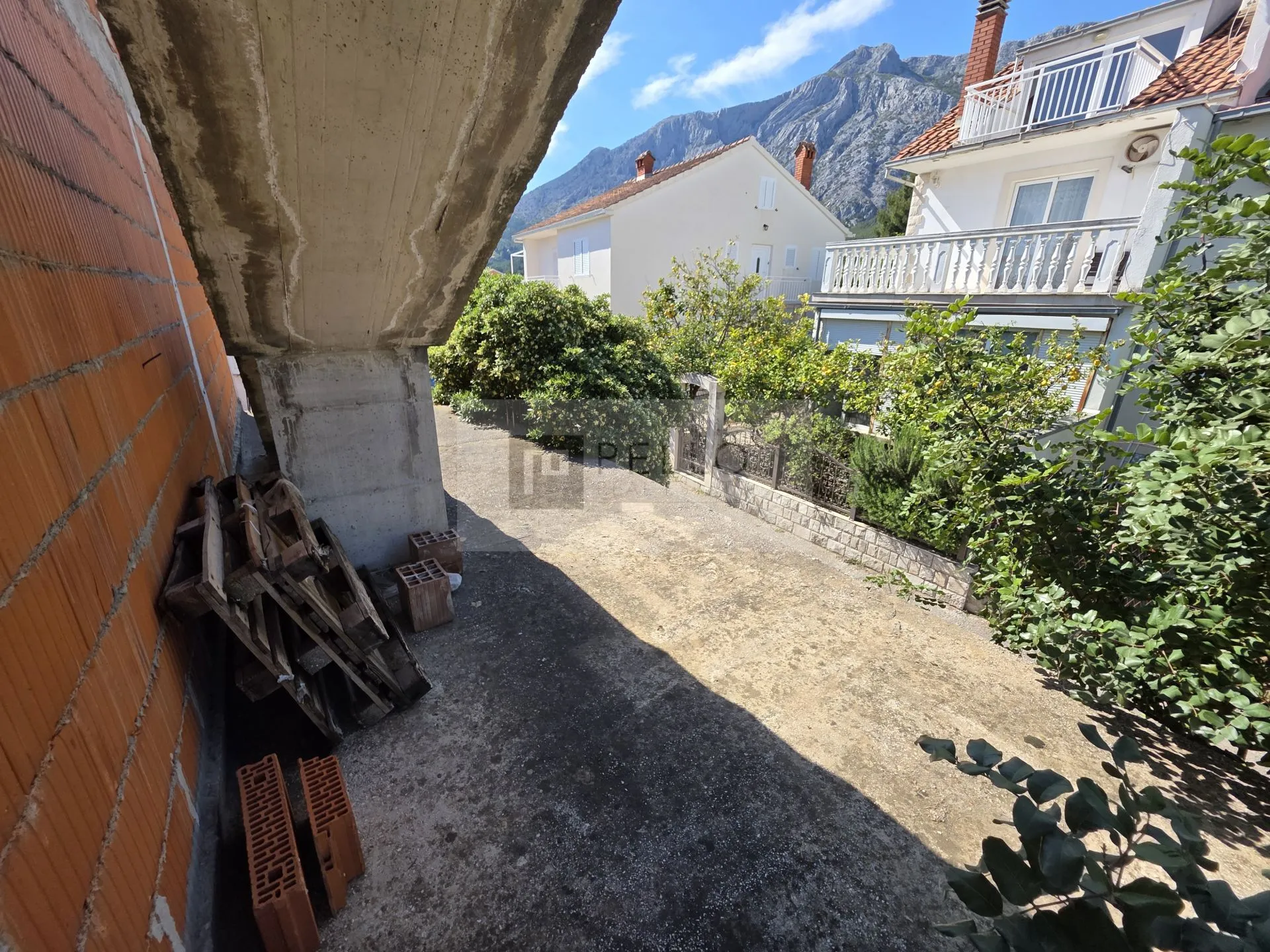 orebić kuća 235 m2 -500 m od mora - 3 etaže - slika 17