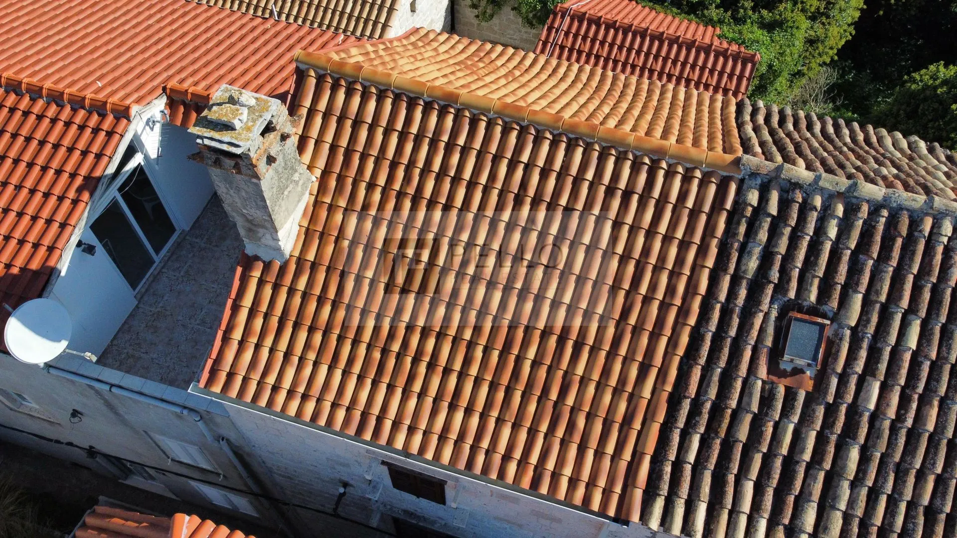 kamena kuća(u nizu kuća) u centru orebića(50 m od mora) - slika 3