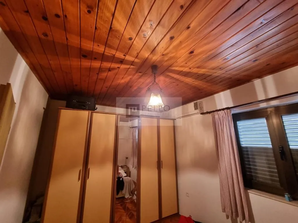 vikendica s okućnicom i građevinskim zemljištem 340m2 - slika 40