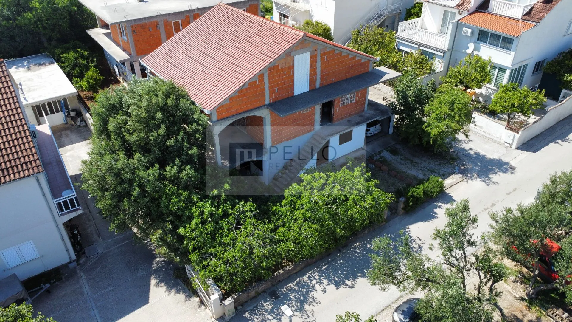 orebić kuća 235 m2 -500 m od mora - 3 etaže - slika 3