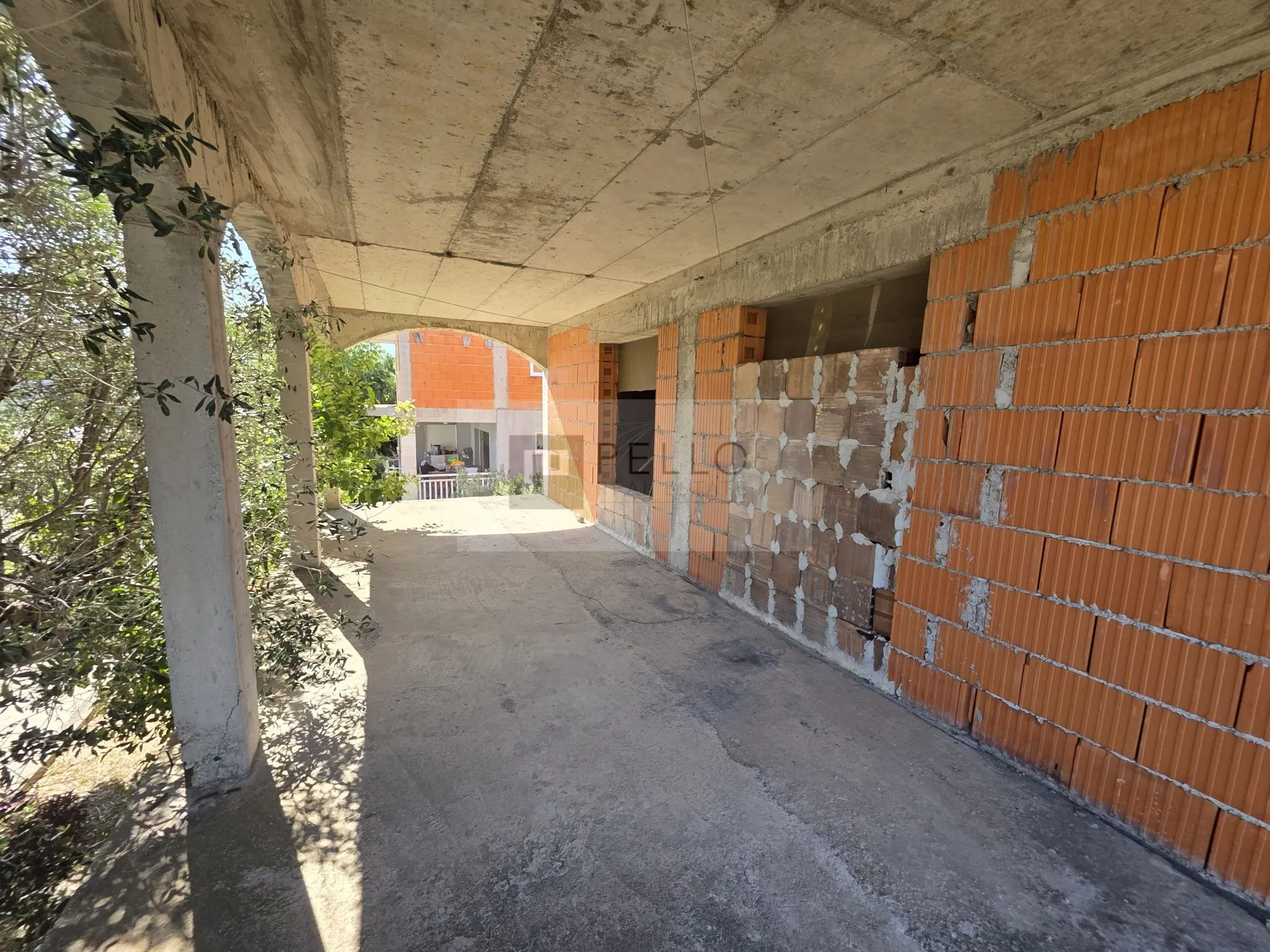 orebić kuća 235 m2 -500 m od mora - 3 etaže - slika 13