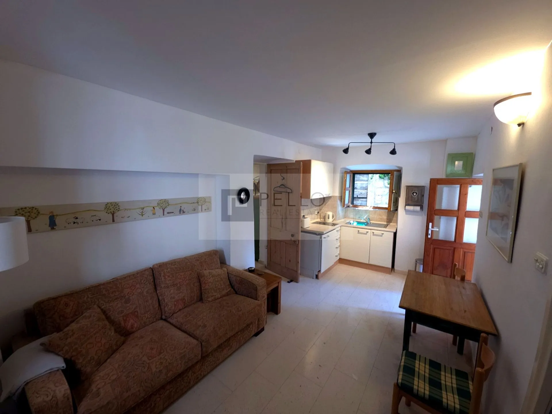 kameni apartman u staroj dalmatinskoj uličici, samo 30 m od mora – orebić - slika 12