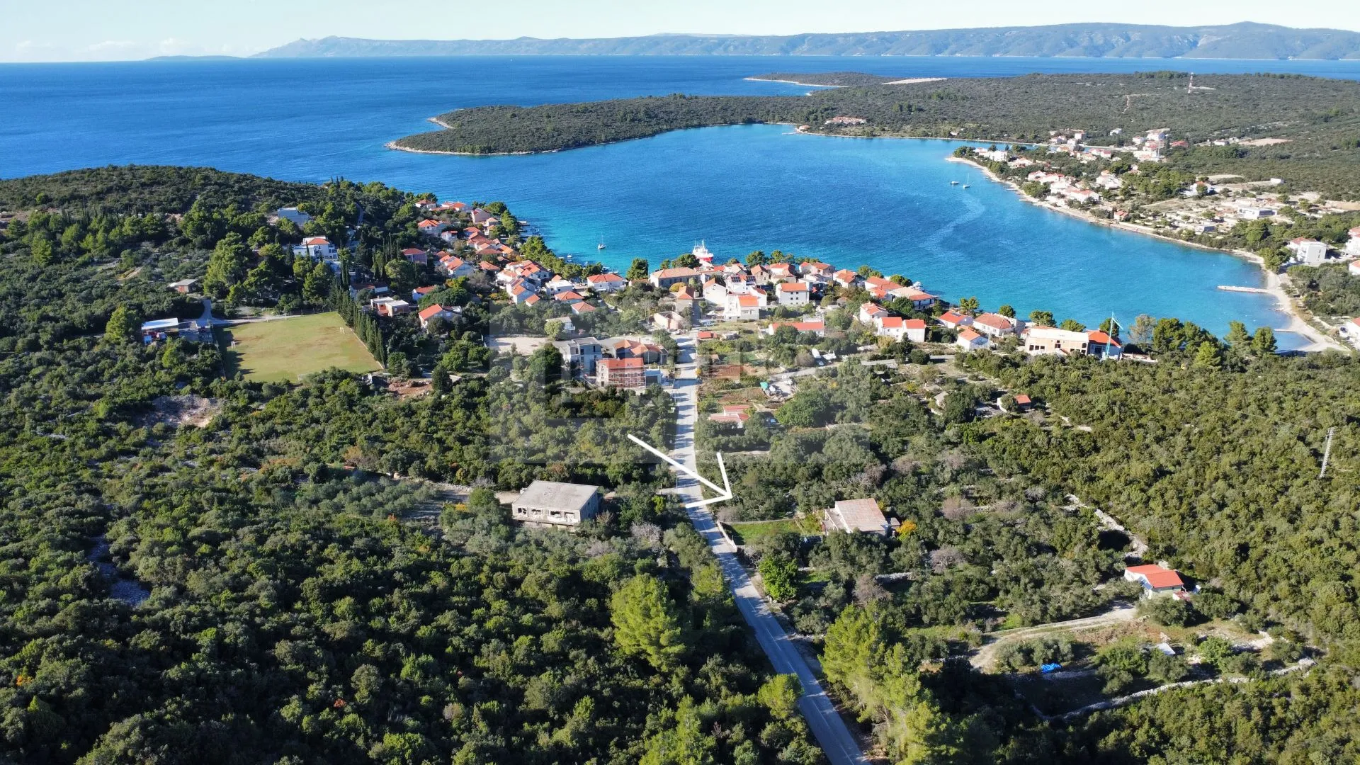 građevinsko zemljište u lovištu(pogled na more) 726 m2 - slika 3