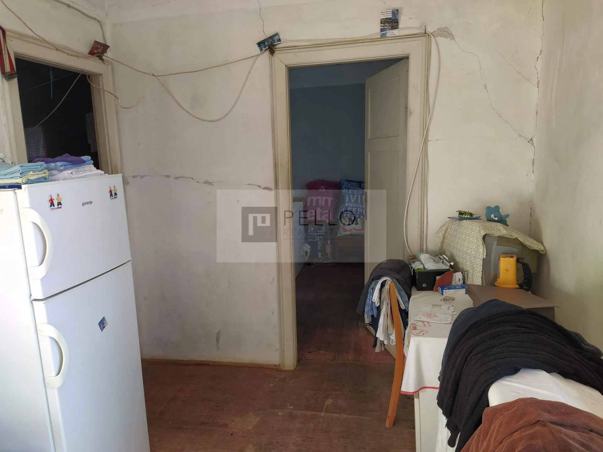 kuća s imanjem u mirnom selu bogomolje na hvaru - slika 11