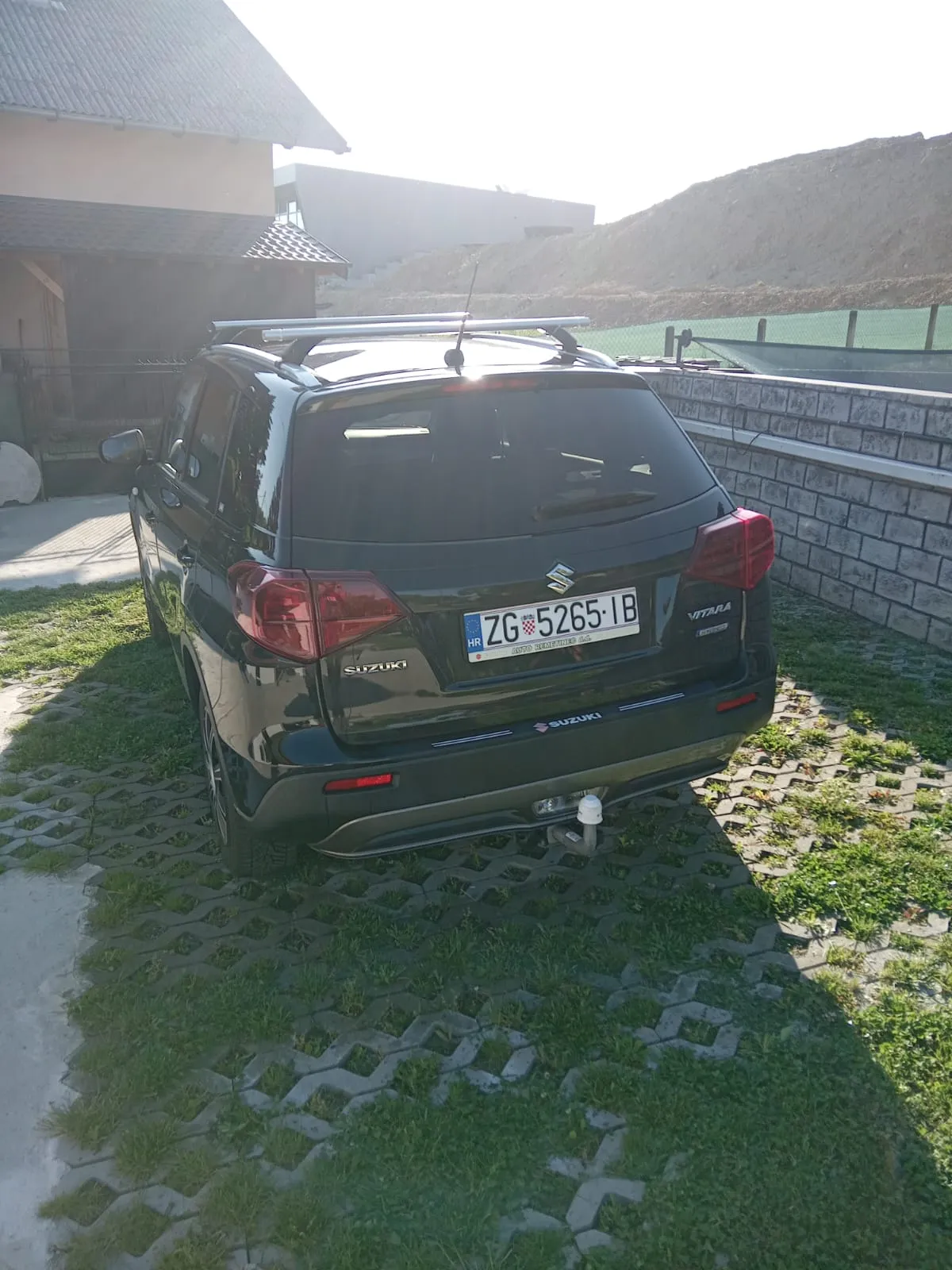suzuki vitara 1.4 hybrid - slika 5