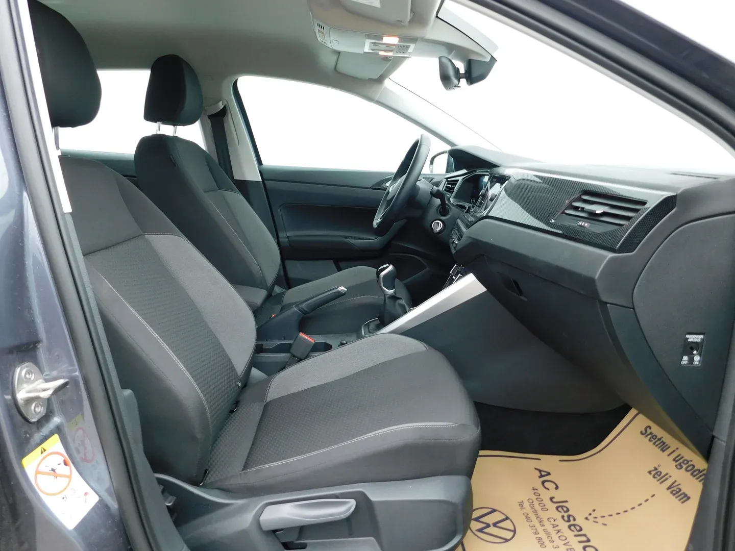 10860 volkswagen polo 1.0 tsi life - slika 12