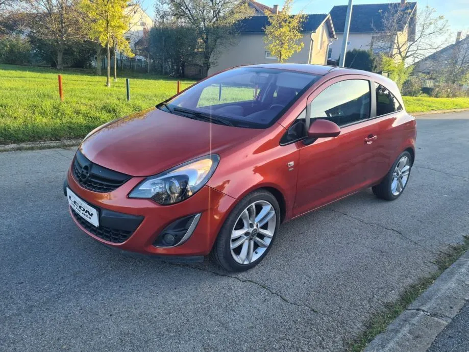 Opel Corsa 1,7 CDTI,2011 GOD, 250000 km ,KARTICE - Erdut