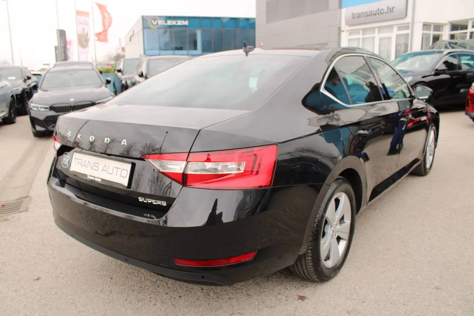 škoda superb 2.0 tdi dsg *led, navigacija, kamera* - slika 5